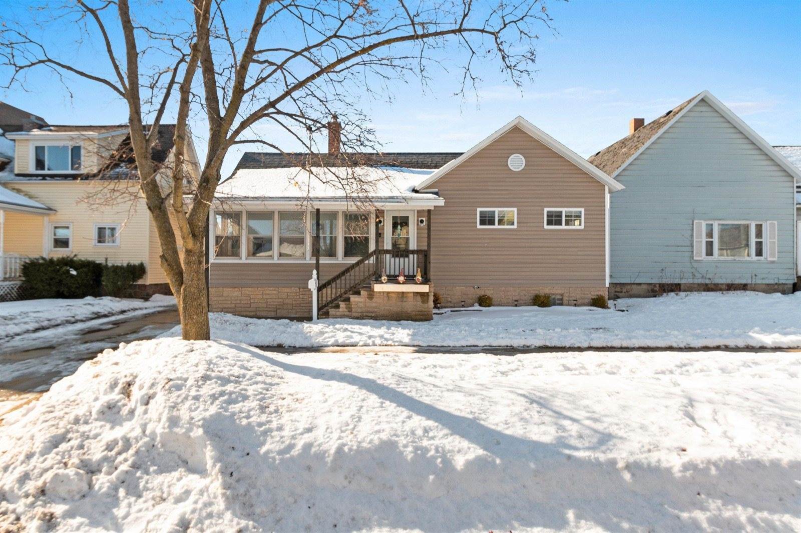 719 Terrace Avenue, Marinette, WI 54143