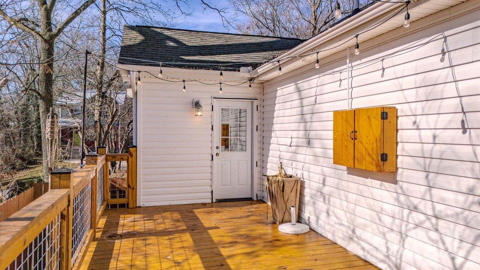 7 Spring Drive, Asheville, NC 28806