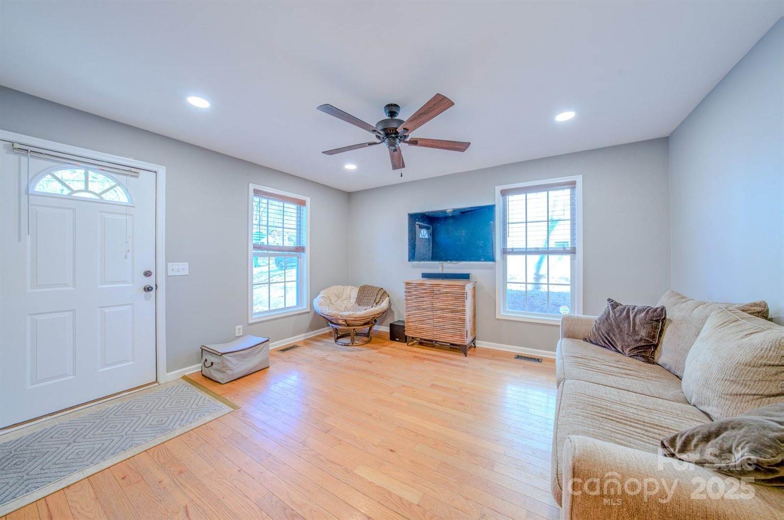 7 Spring Drive, Asheville, NC 28806