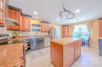 7 Spring Drive, Asheville, NC 28806