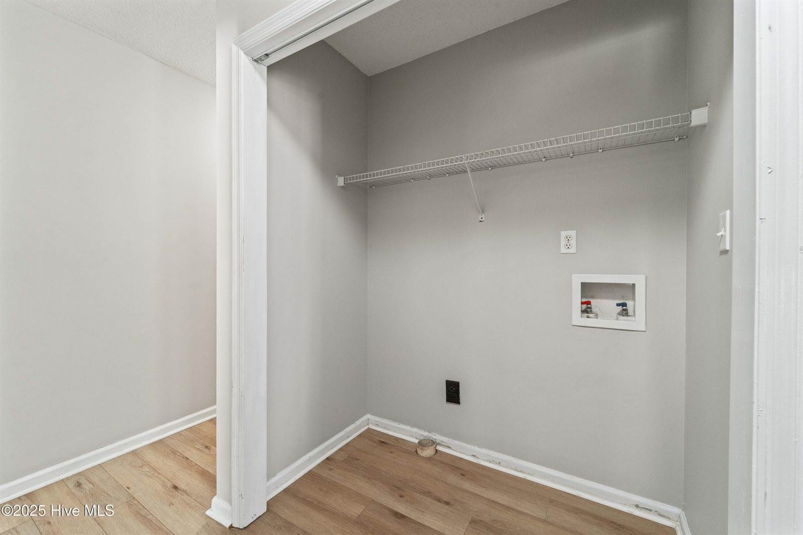 208 Blueberry Court, Hubert, NC 28539