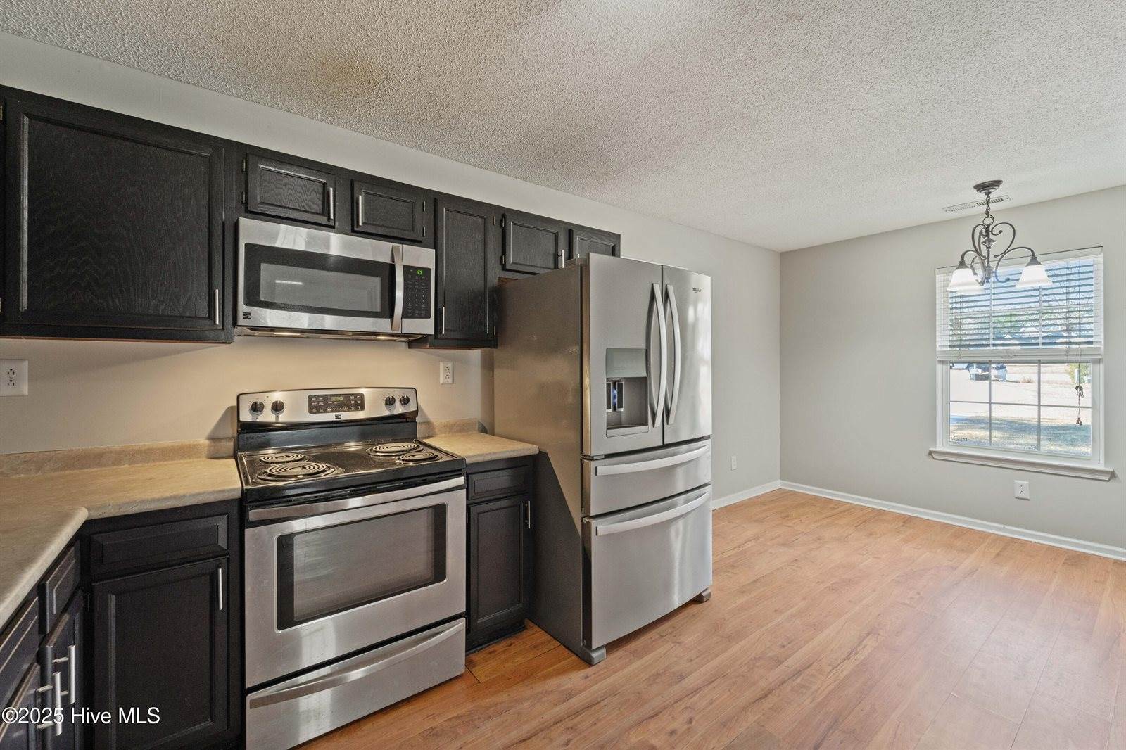 208 Blueberry Court, Hubert, NC 28539