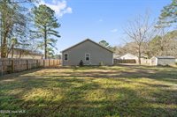 208 Blueberry Court, Hubert, NC 28539