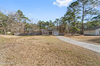 208 Blueberry Court, Hubert, NC 28539