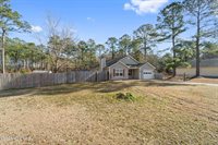 208 Blueberry Court, Hubert, NC 28539
