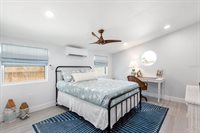 129 Avenida de Bahia, Nokomis, FL 34275