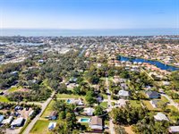 129 Avenida de Bahia, Nokomis, FL 34275