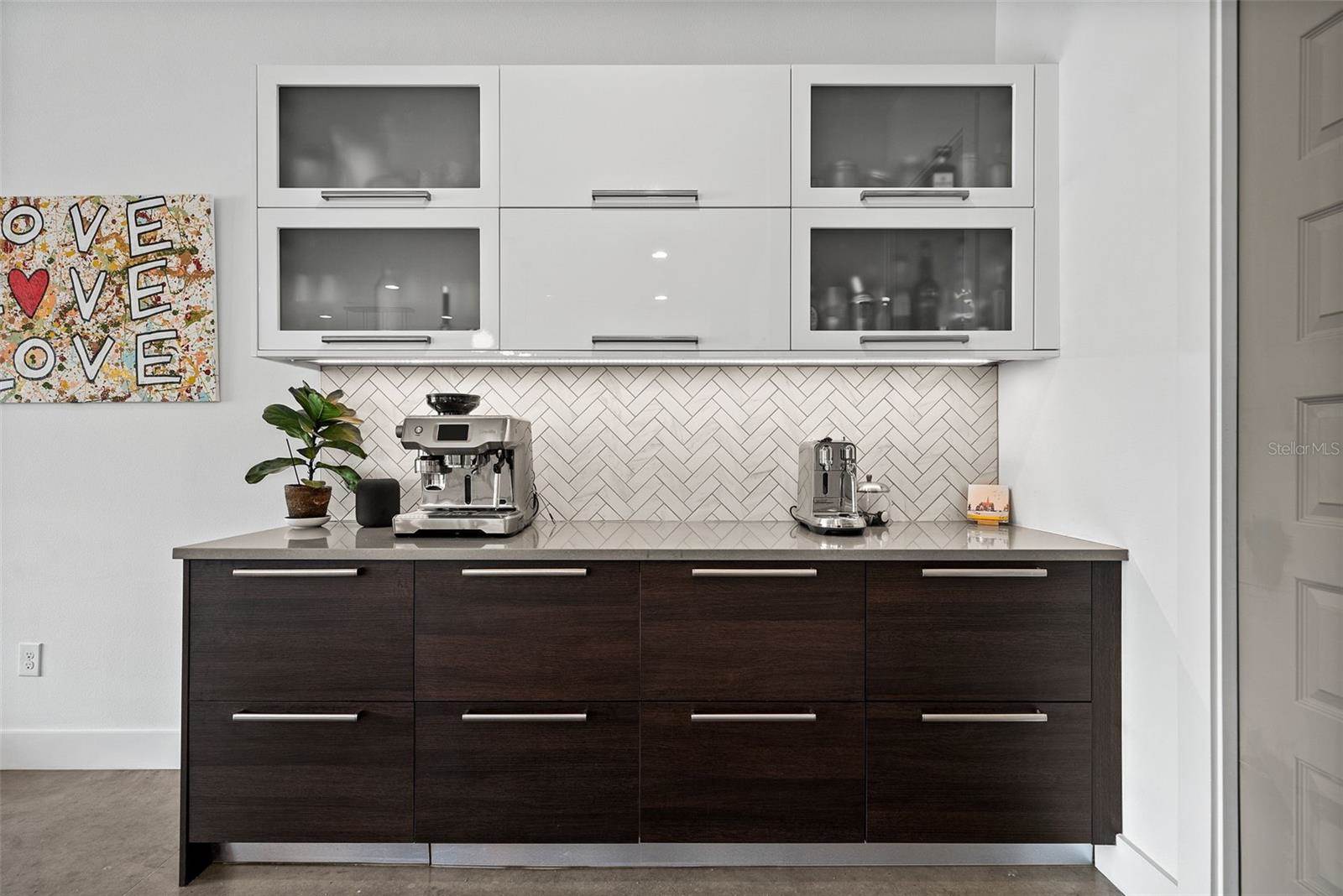 2305 Pine Terrace, Sarasota, FL 34231