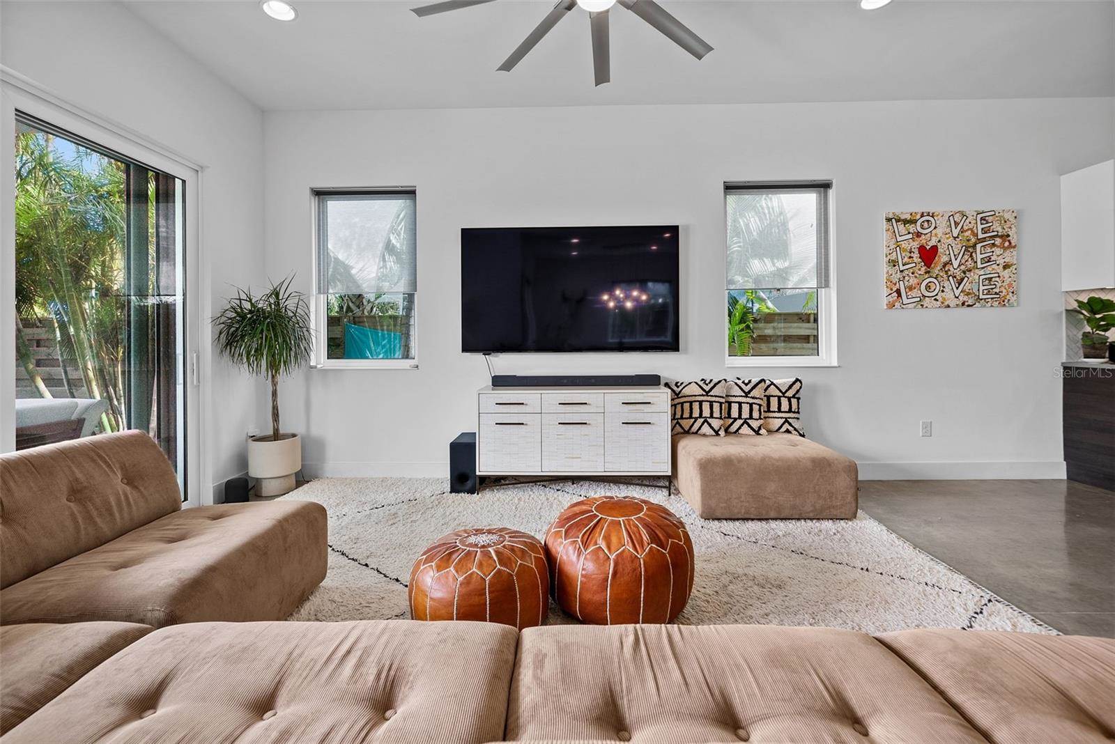 2305 Pine Terrace, Sarasota, FL 34231