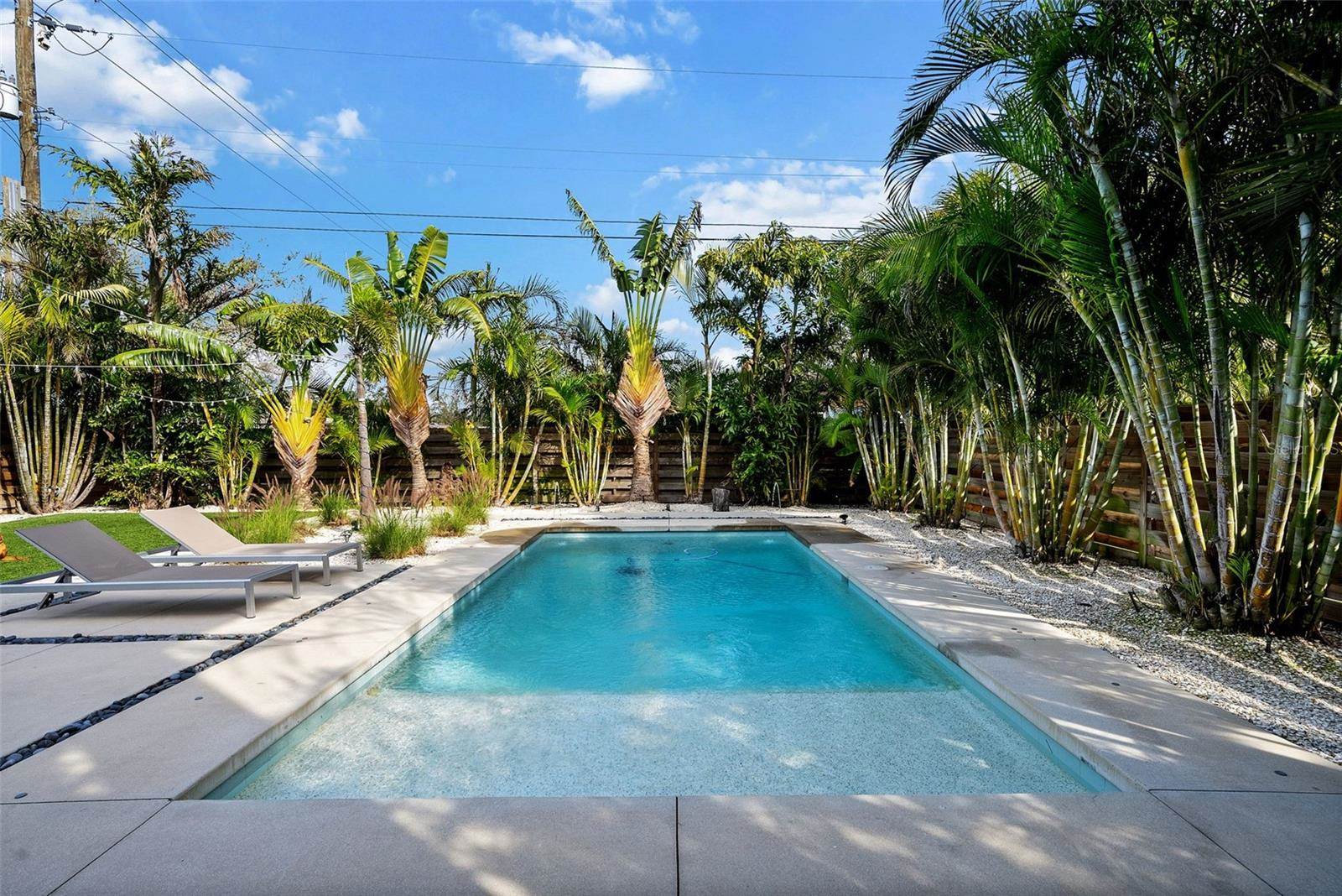 2305 Pine Terrace, Sarasota, FL 34231