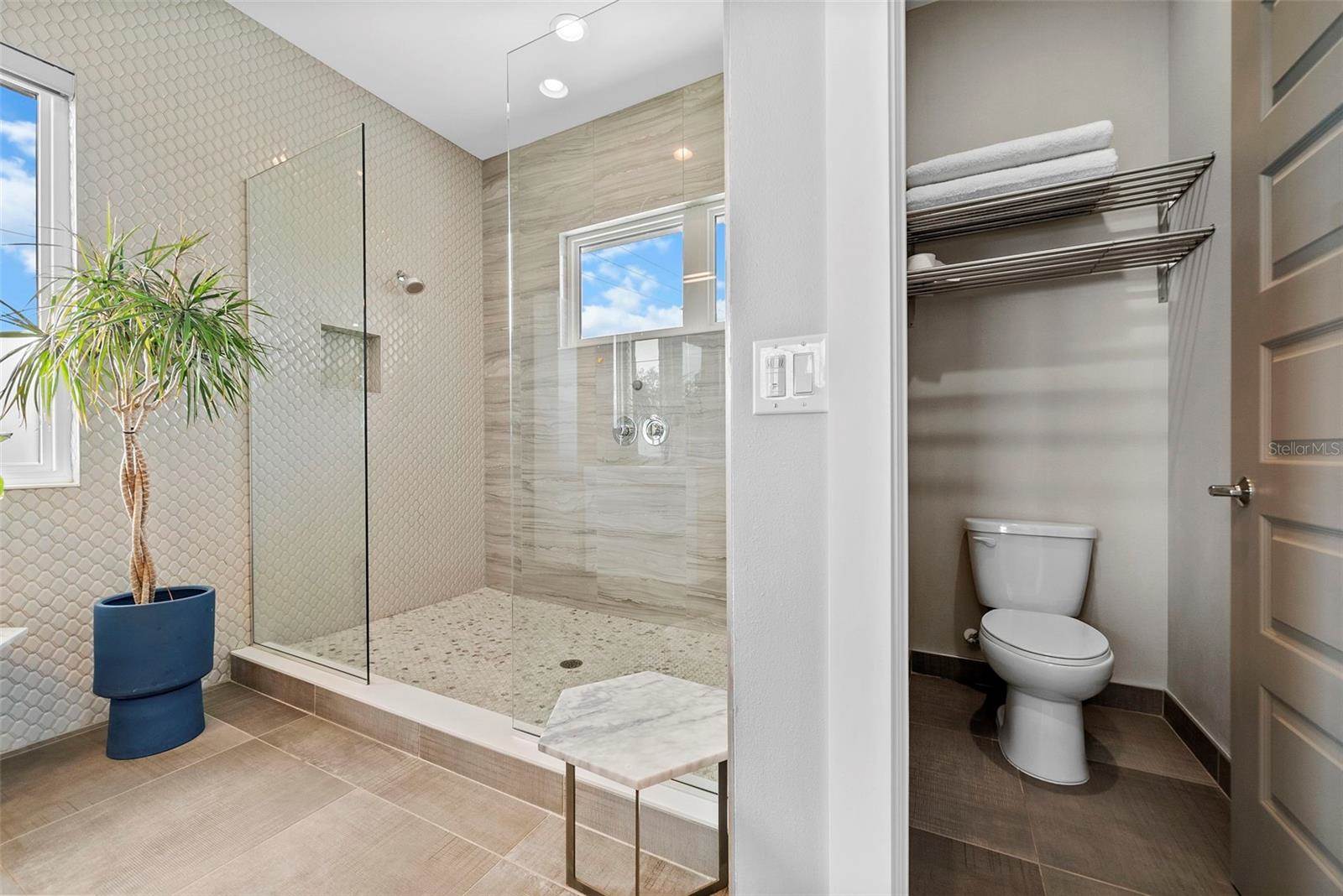 2305 Pine Terrace, Sarasota, FL 34231