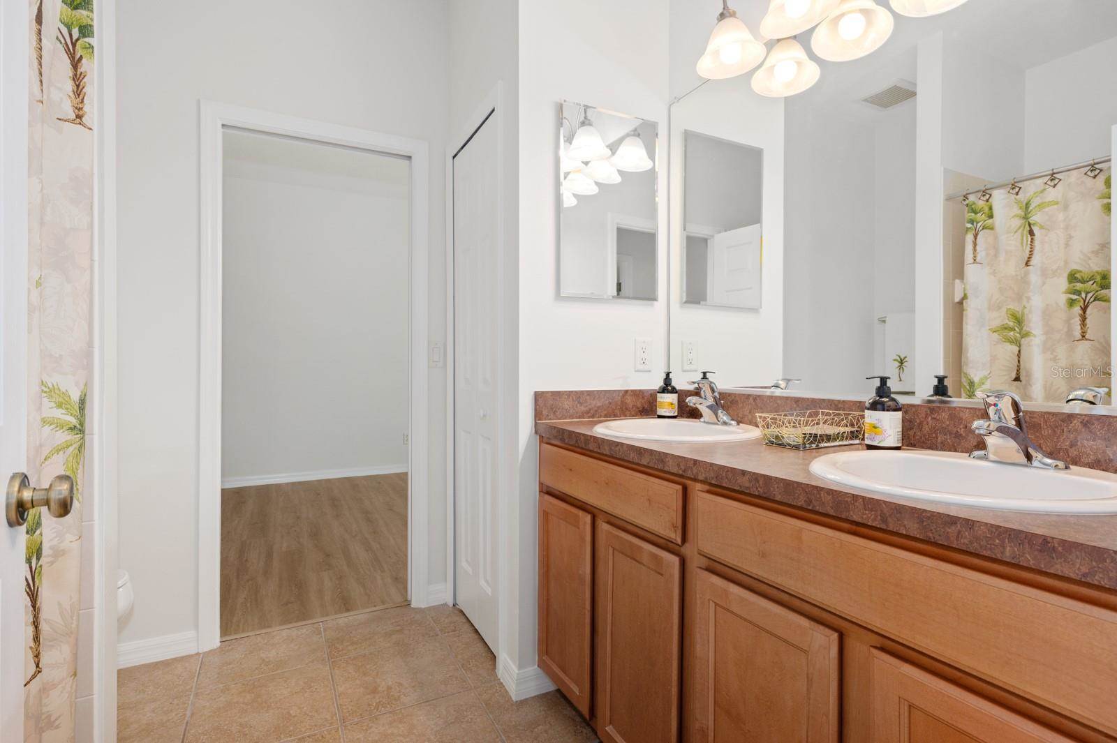 2551 Bartek Place, North Port, FL 34289