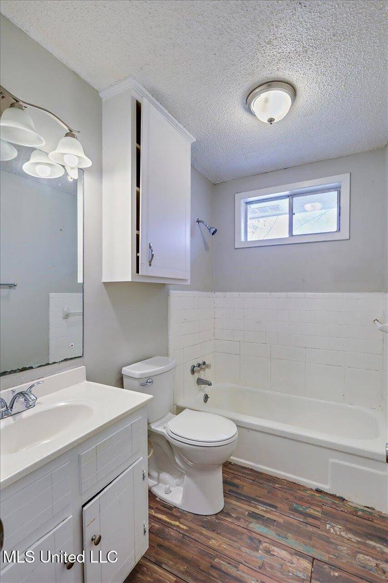 126 Mayfair Drive, Jackson, MS 39212