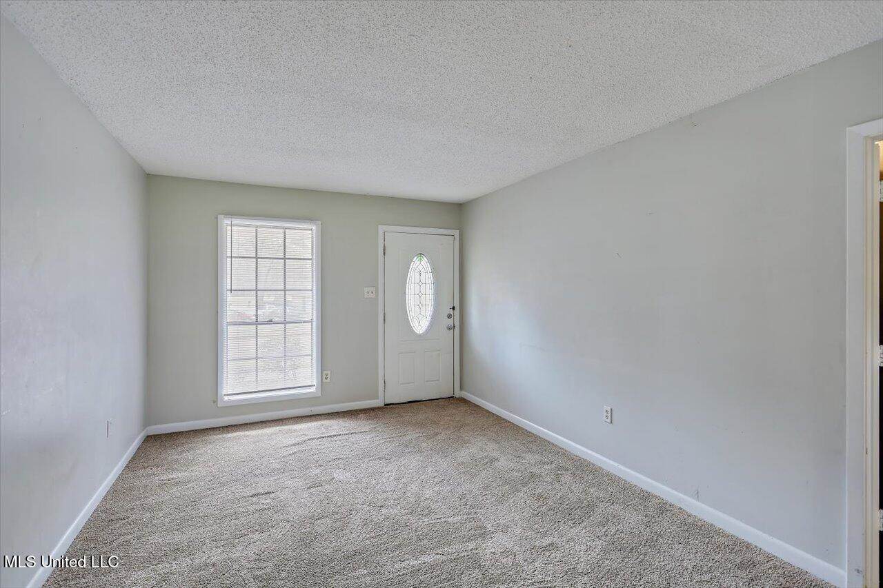 126 Mayfair Drive, Jackson, MS 39212