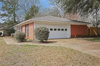 126 Mayfair Drive, Jackson, MS 39212