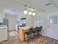 126 Mayfair Drive, Jackson, MS 39212