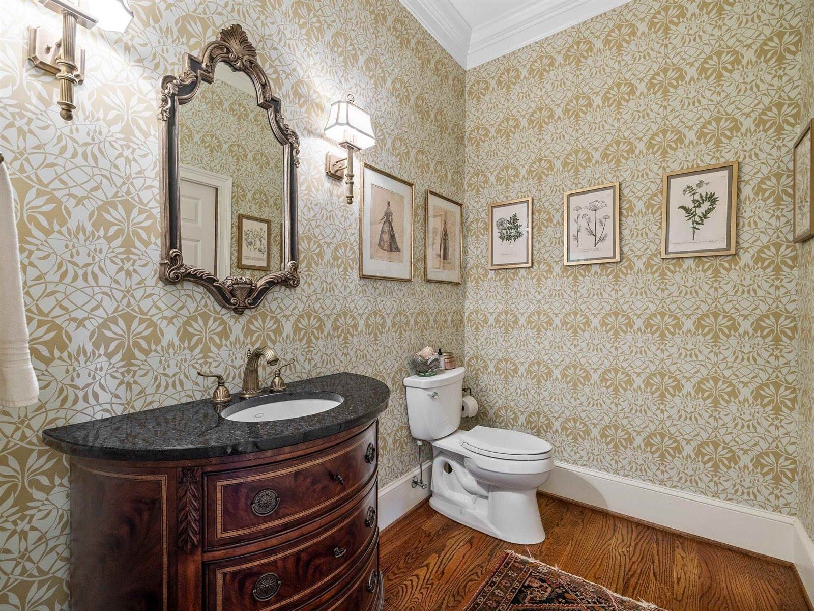 1002 Thomas, spartanburg, SC 29302