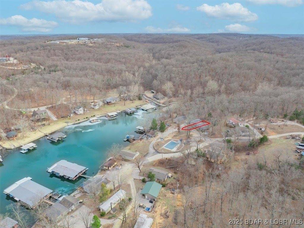 33881 Echo Road, Sunrise Beach, MO 65079