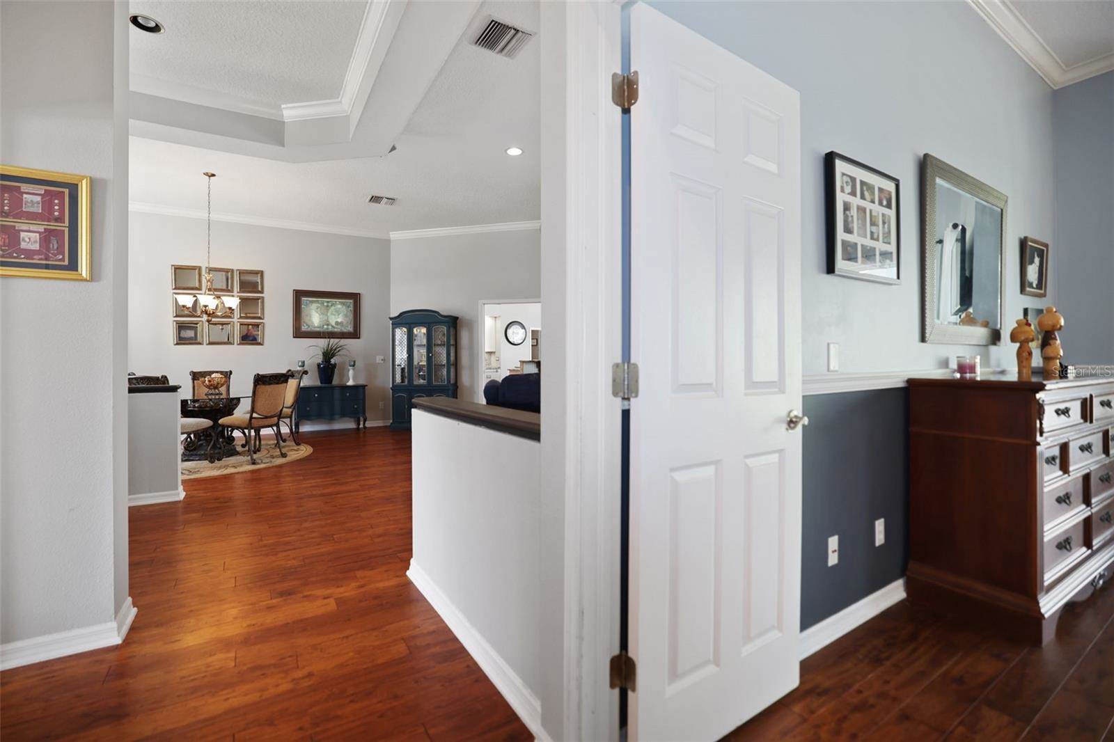 1354 Forestedge Boulevard, Oldsmar, FL 34677