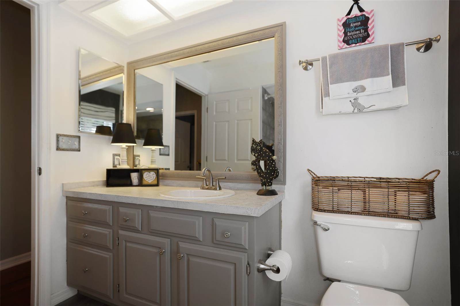 1354 Forestedge Boulevard, Oldsmar, FL 34677