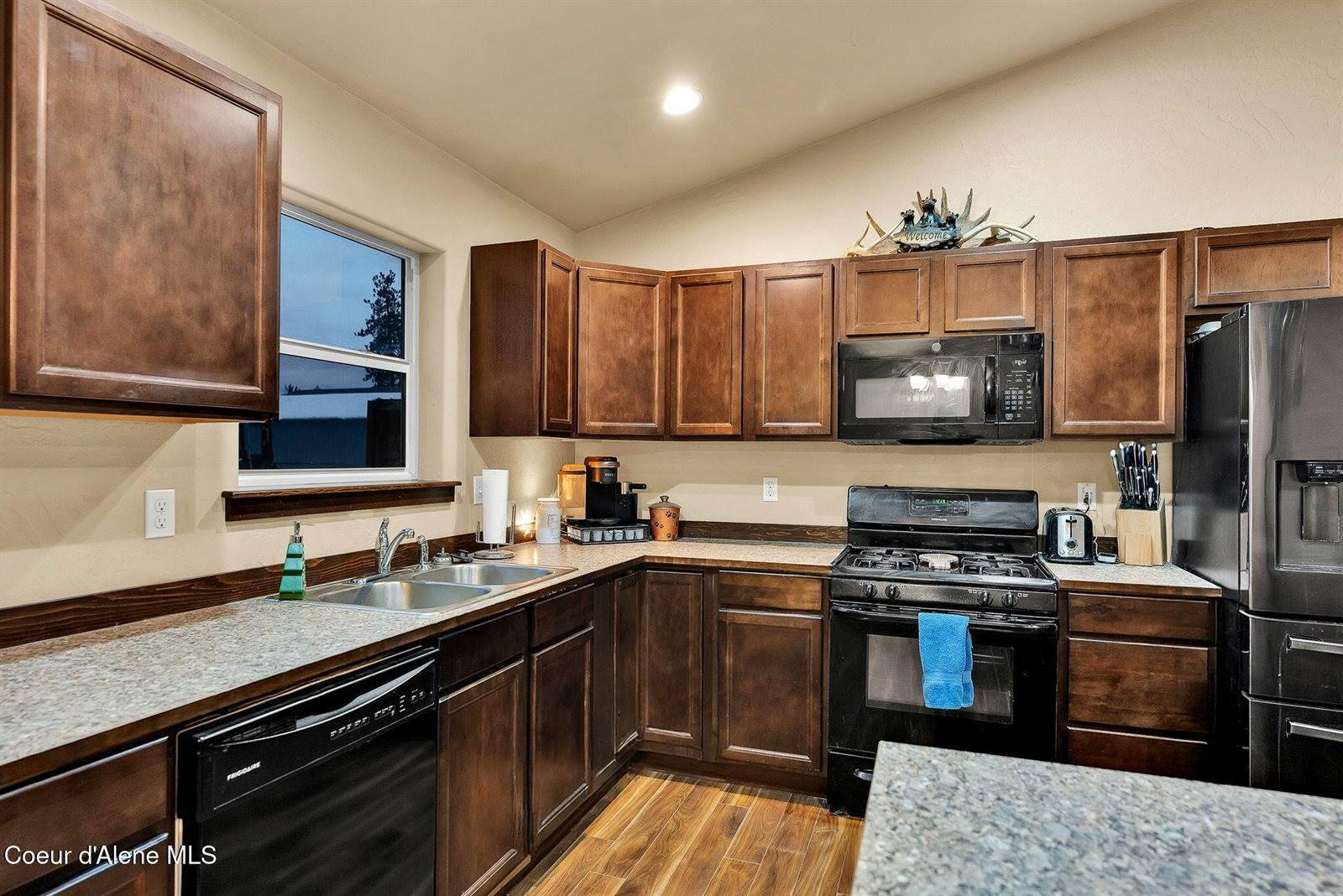 32960 North 14TH Ave, Spirit Lake, ID 83869