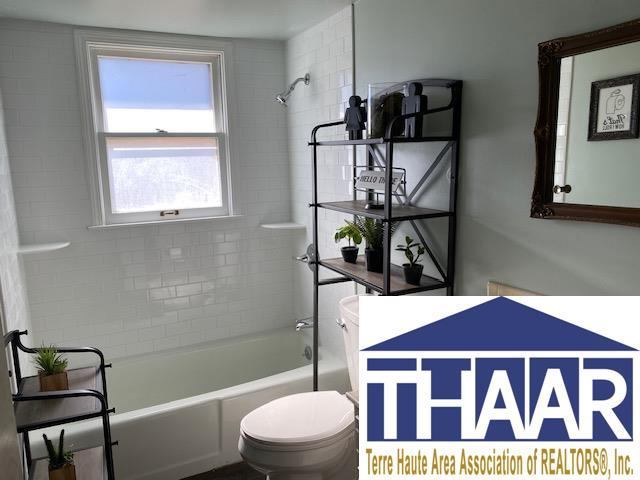 530 West Krislynn Woods Ave, West Terre Haute, IN 47885