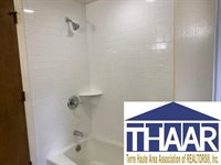 530 West Krislynn Woods Ave, West Terre Haute, IN 47885