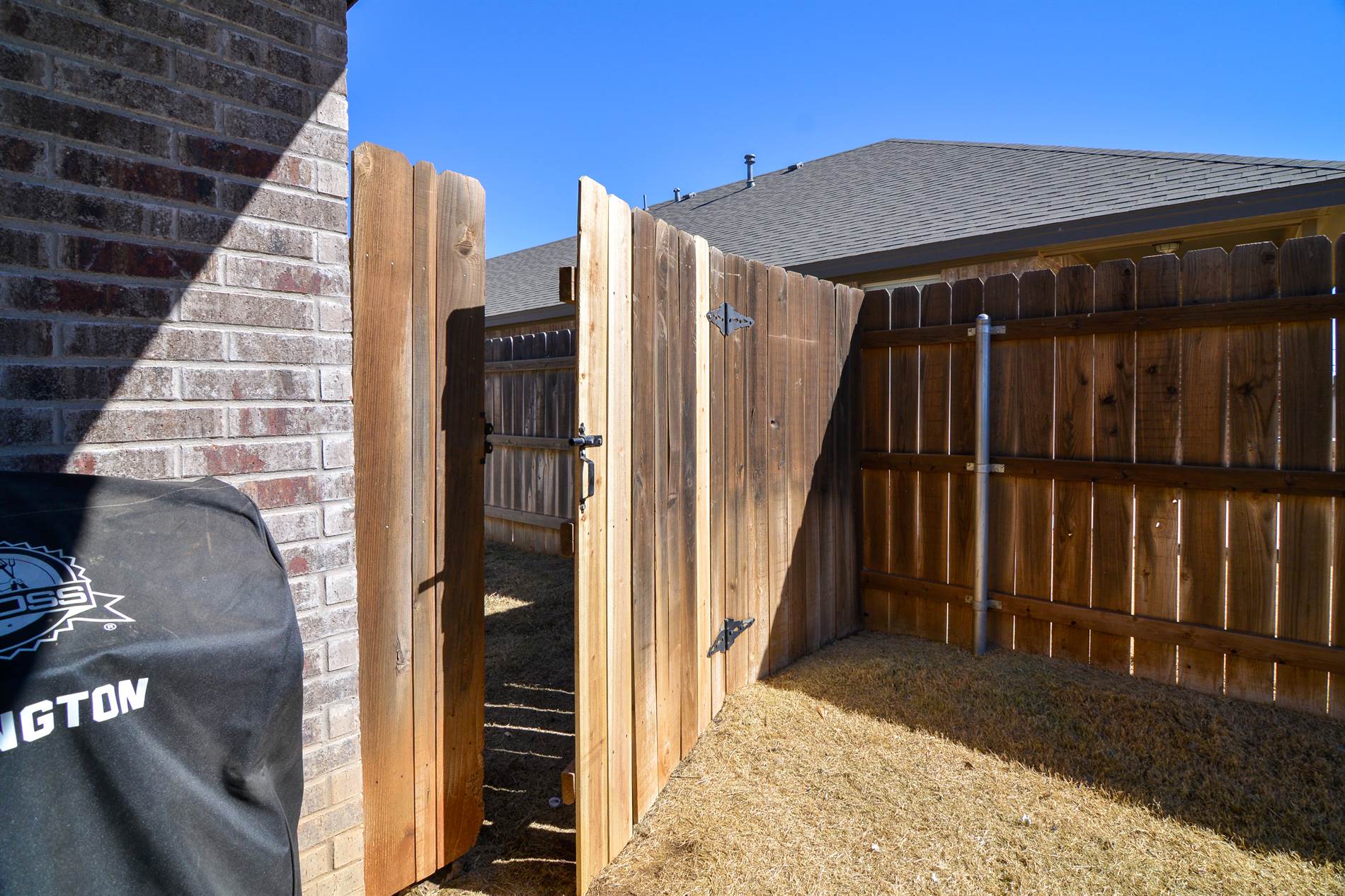 8811 18th St, Lubbock, TX 79416