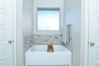 8811 18th St, Lubbock, TX 79416