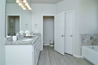 8811 18th St, Lubbock, TX 79416
