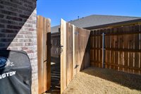 8811 18th St, Lubbock, TX 79416