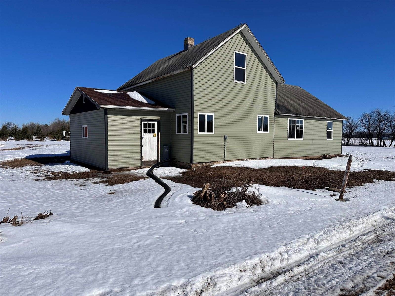 6208 Kriescher Road, Lena, WI 54139