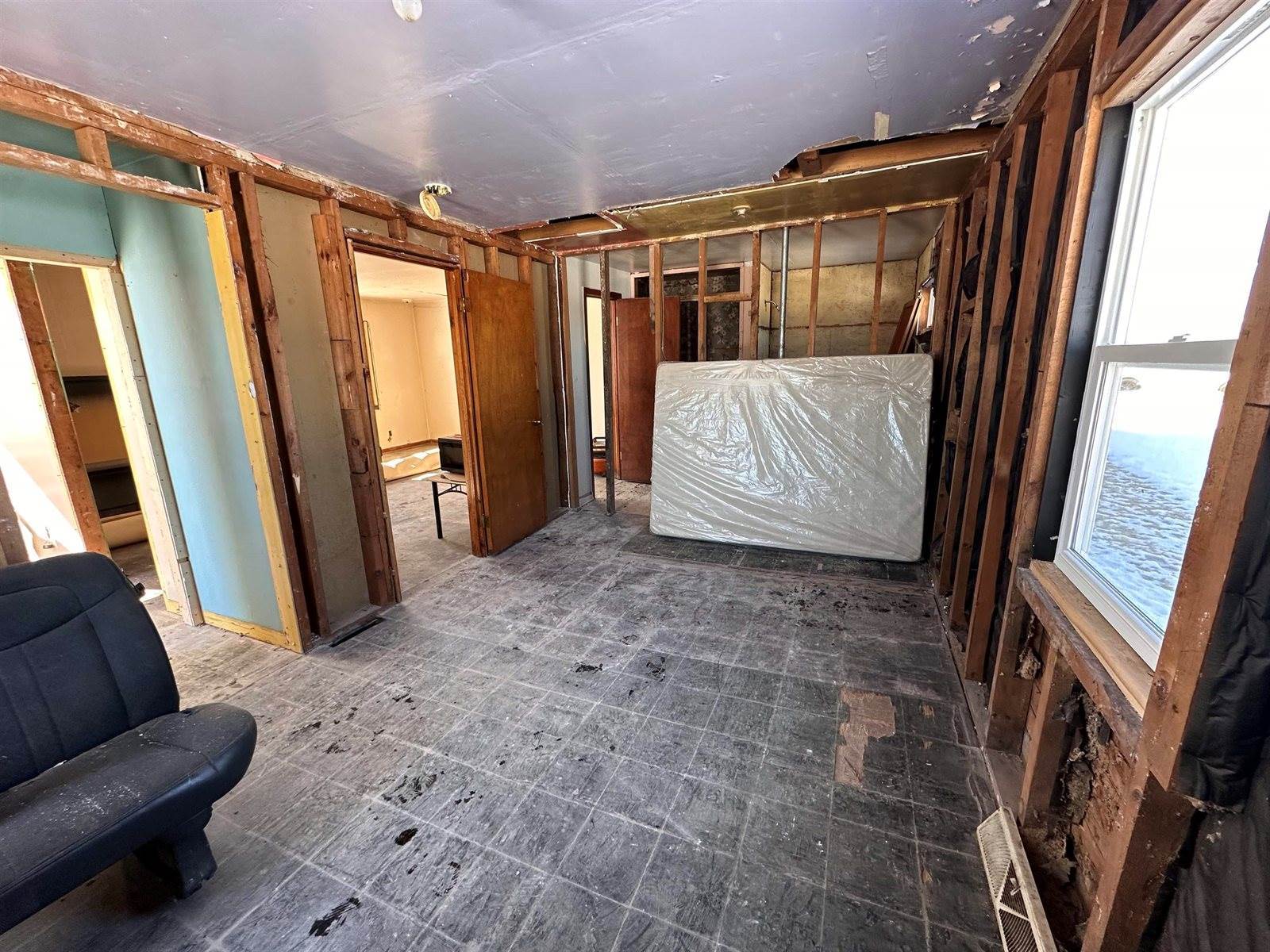 6208 Kriescher Road, Lena, WI 54139