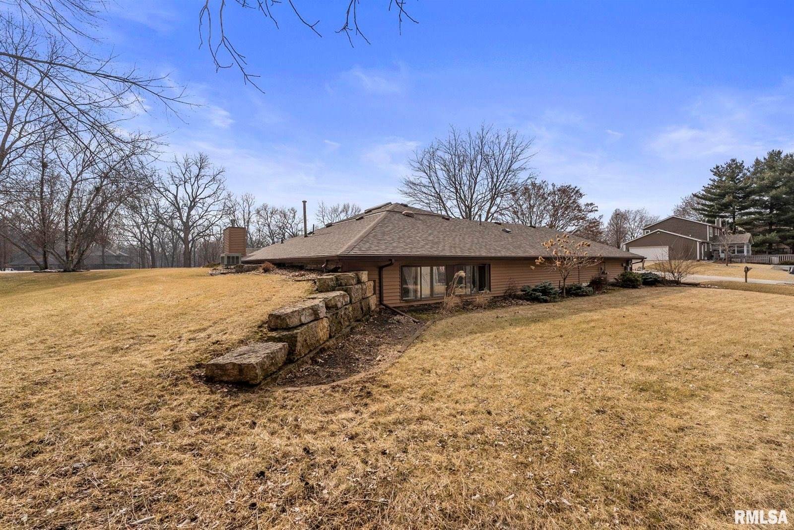 2302 Timber Lane Drive, Port Byron, IL 61275