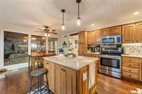 2302 Timber Lane Drive, Port Byron, IL 61275