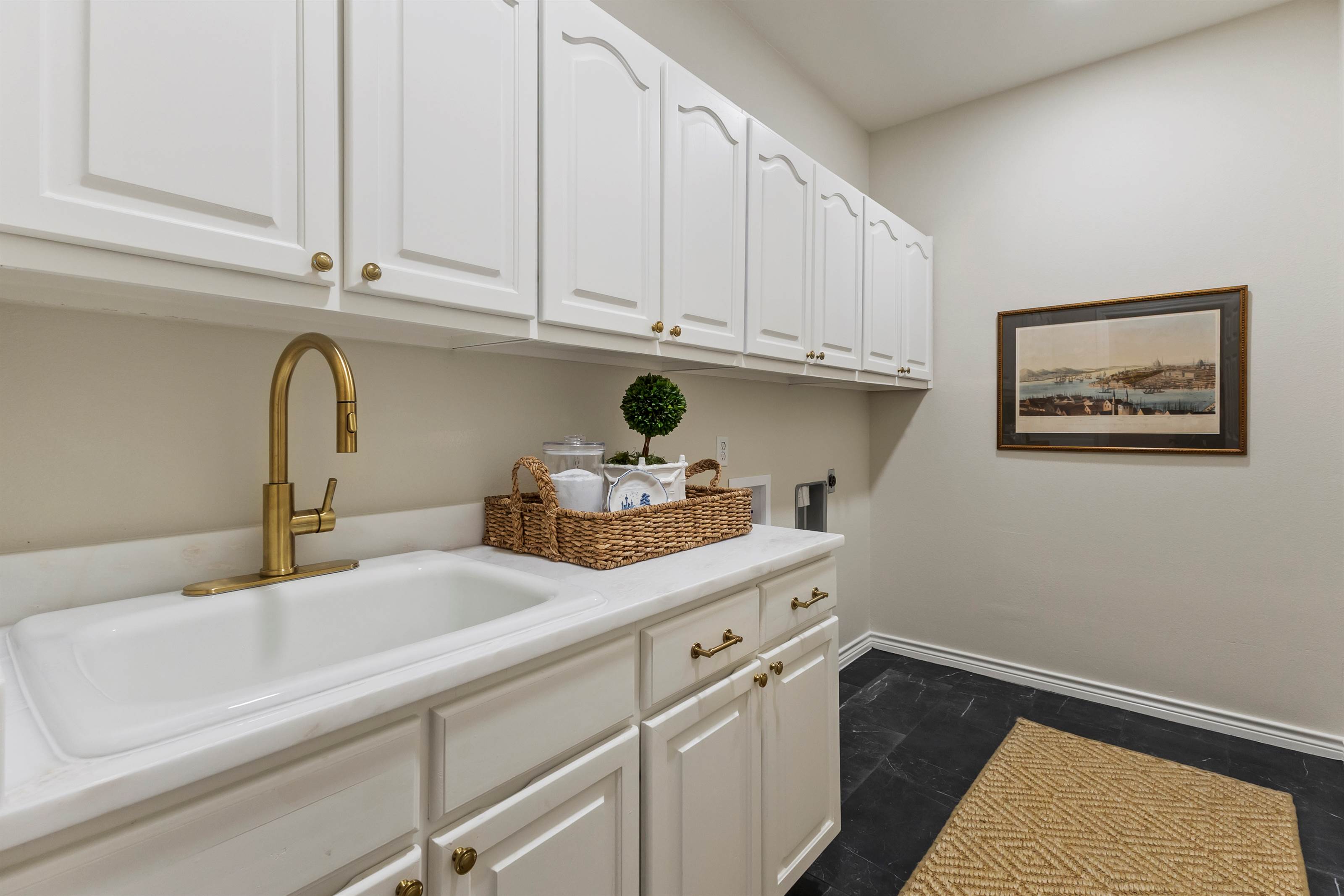 819 Ashford Ct, Tyler, TX 75703