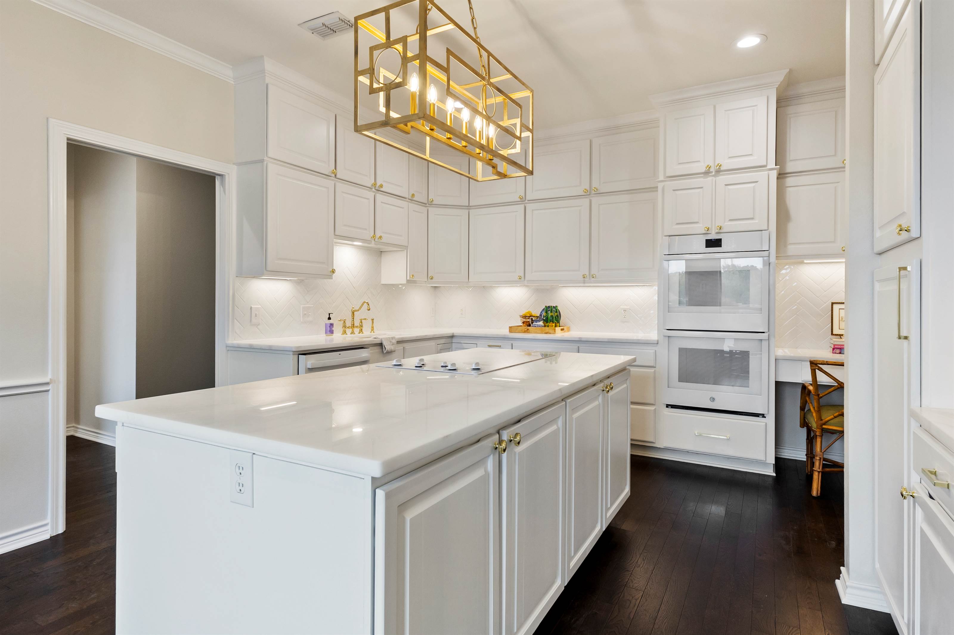 819 Ashford Ct, Tyler, TX 75703