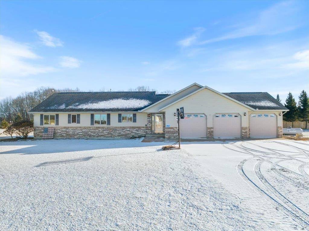 201945 Oak Brook Drive, Marshfield, WI 54449