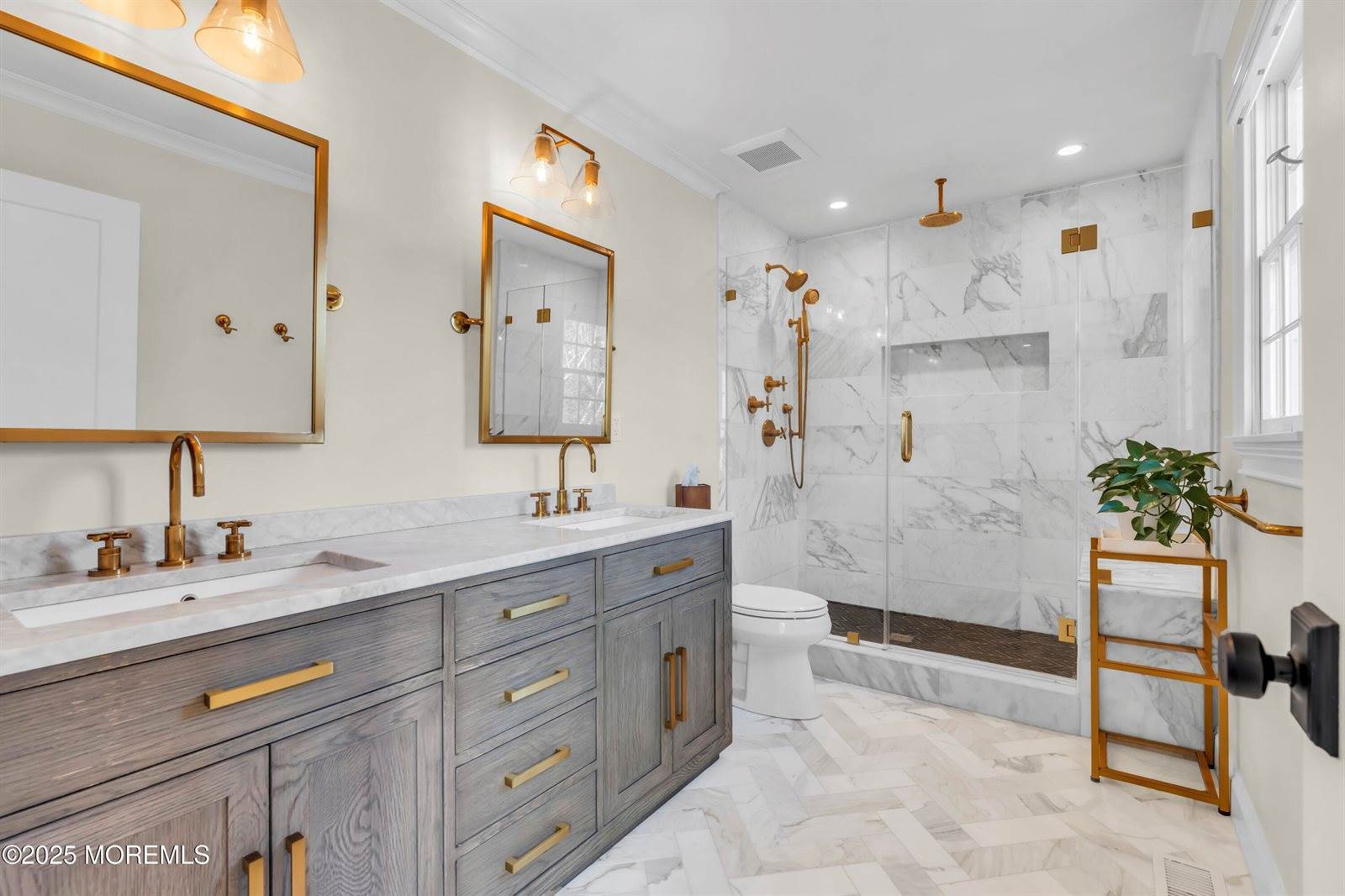 150 Hance Road, Fair Haven, NJ 07704