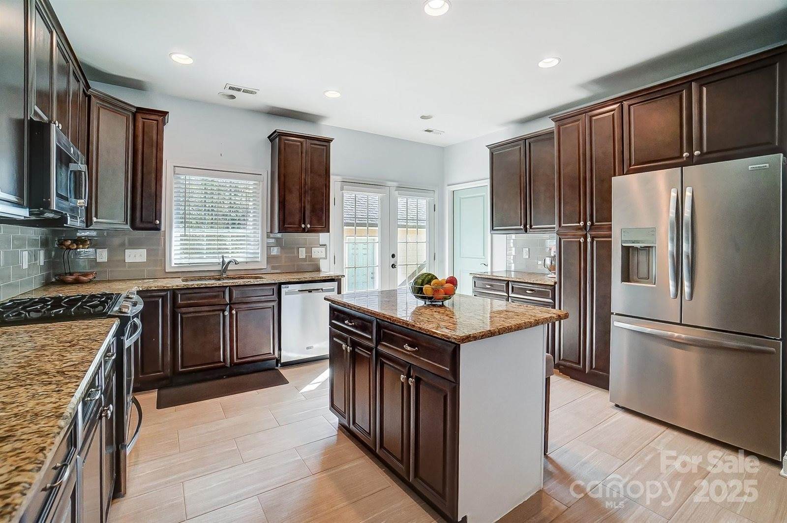 6618 Alexander Road, Charlotte, NC 28270