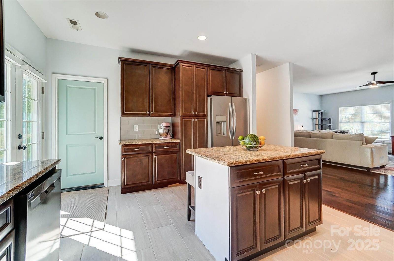 6618 Alexander Road, Charlotte, NC 28270