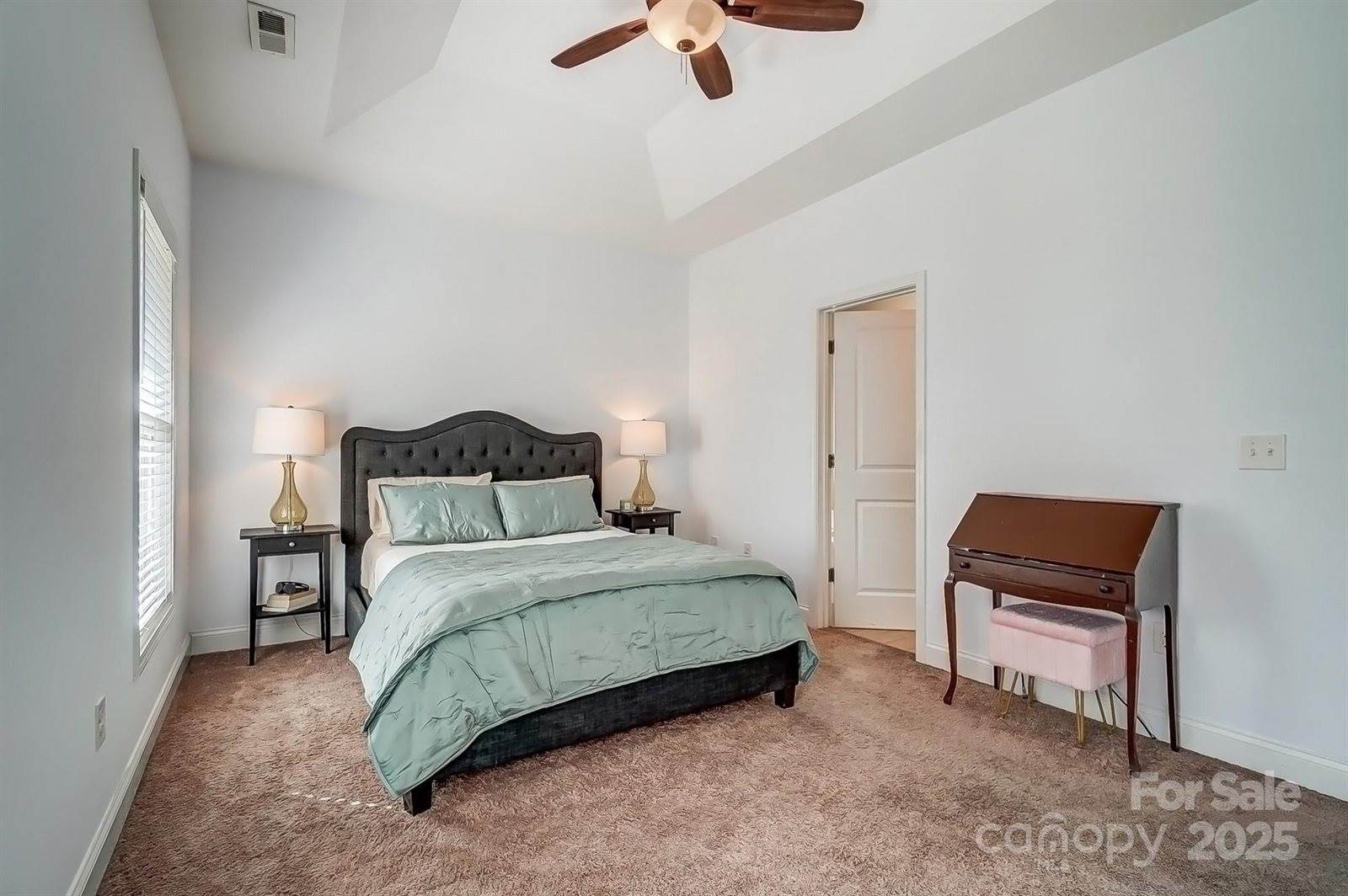 6618 Alexander Road, Charlotte, NC 28270