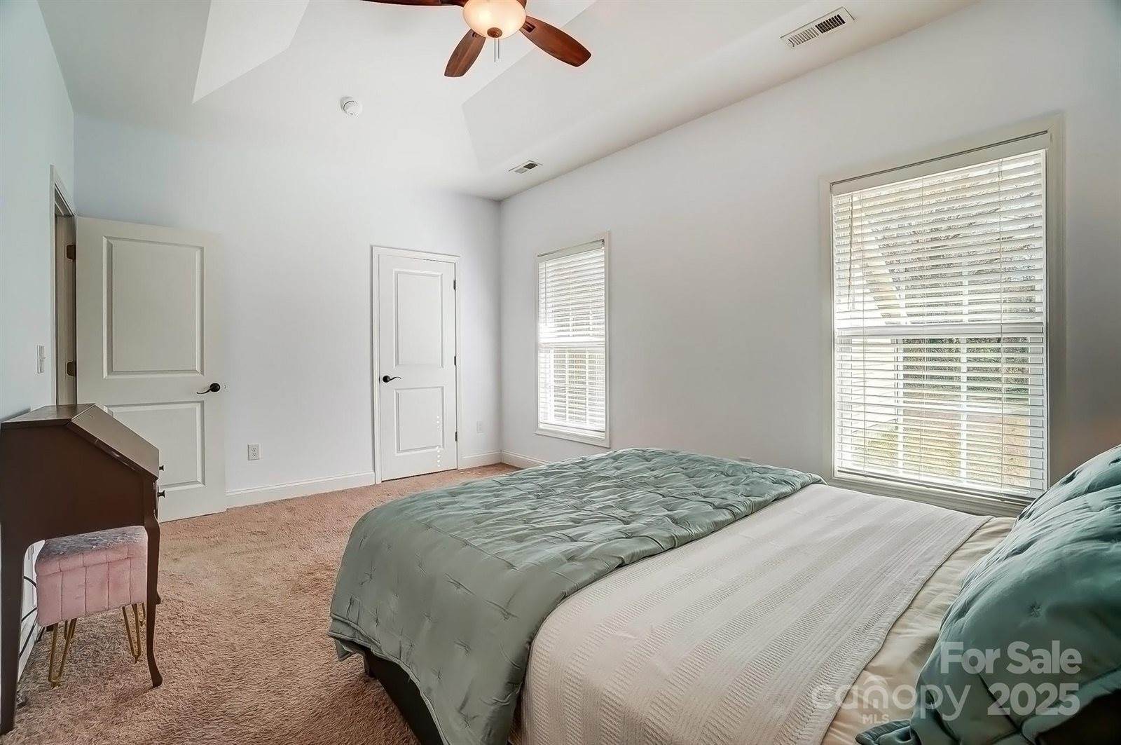 6618 Alexander Road, Charlotte, NC 28270