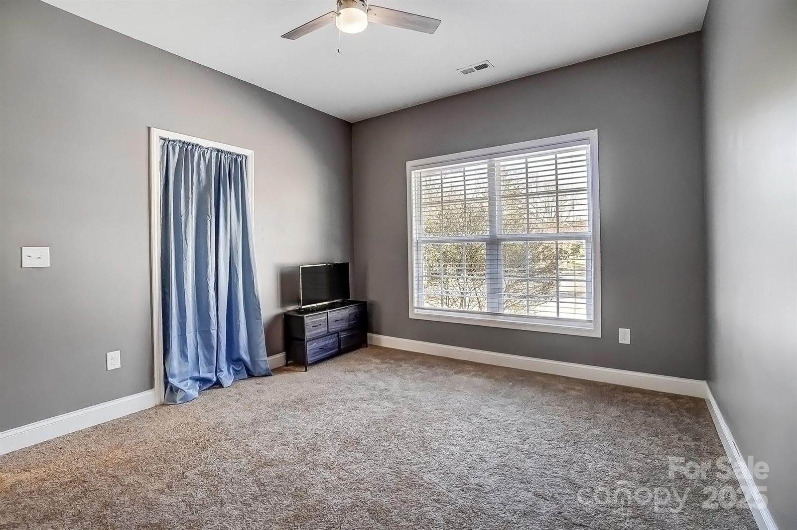 6618 Alexander Road, Charlotte, NC 28270