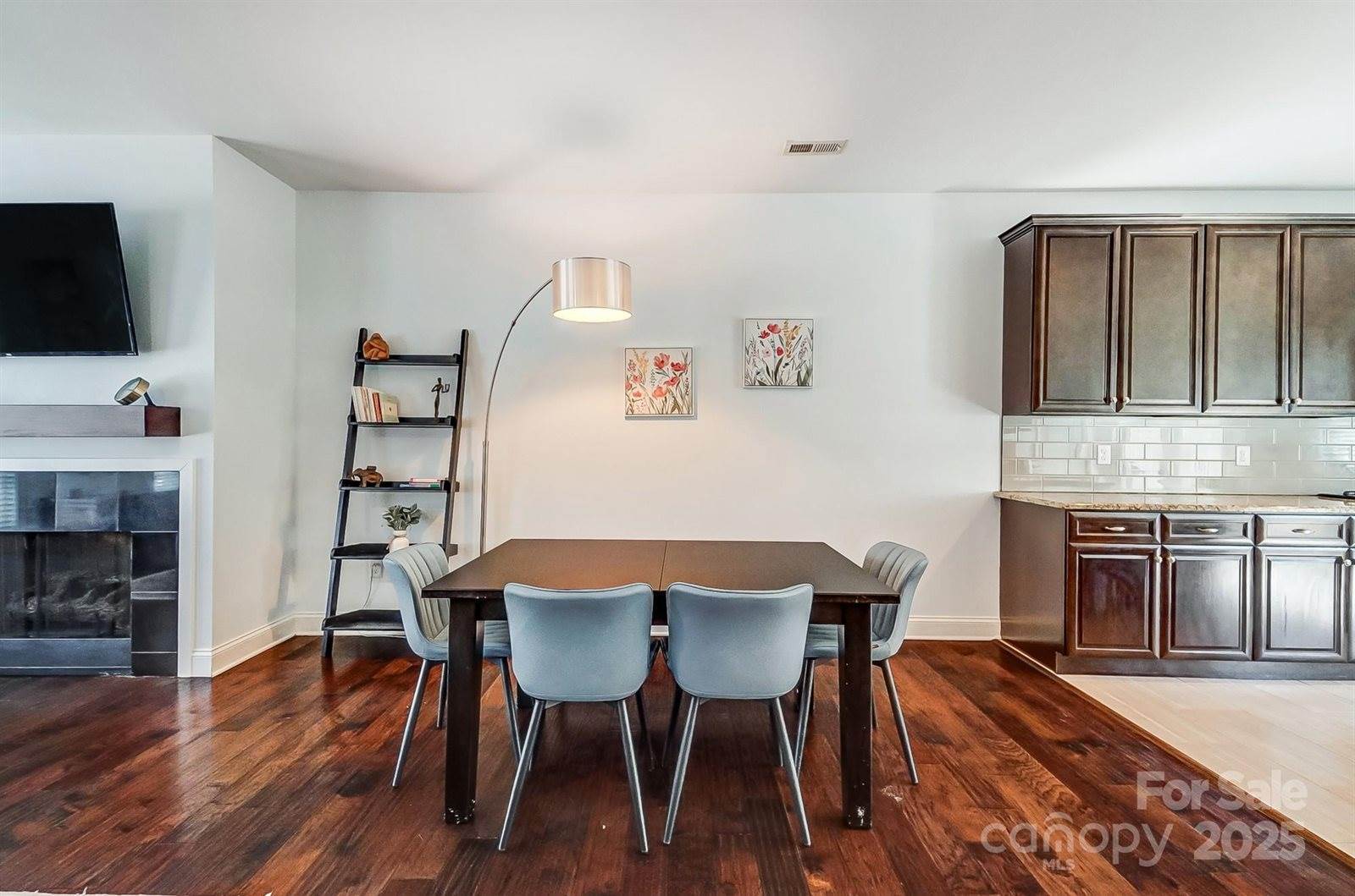 6618 Alexander Road, Charlotte, NC 28270