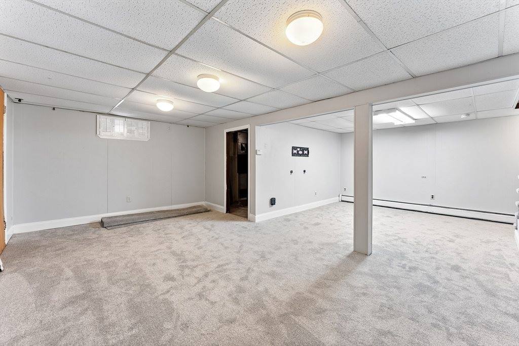 12 Primrose Ln, Wilbraham, MA 01095