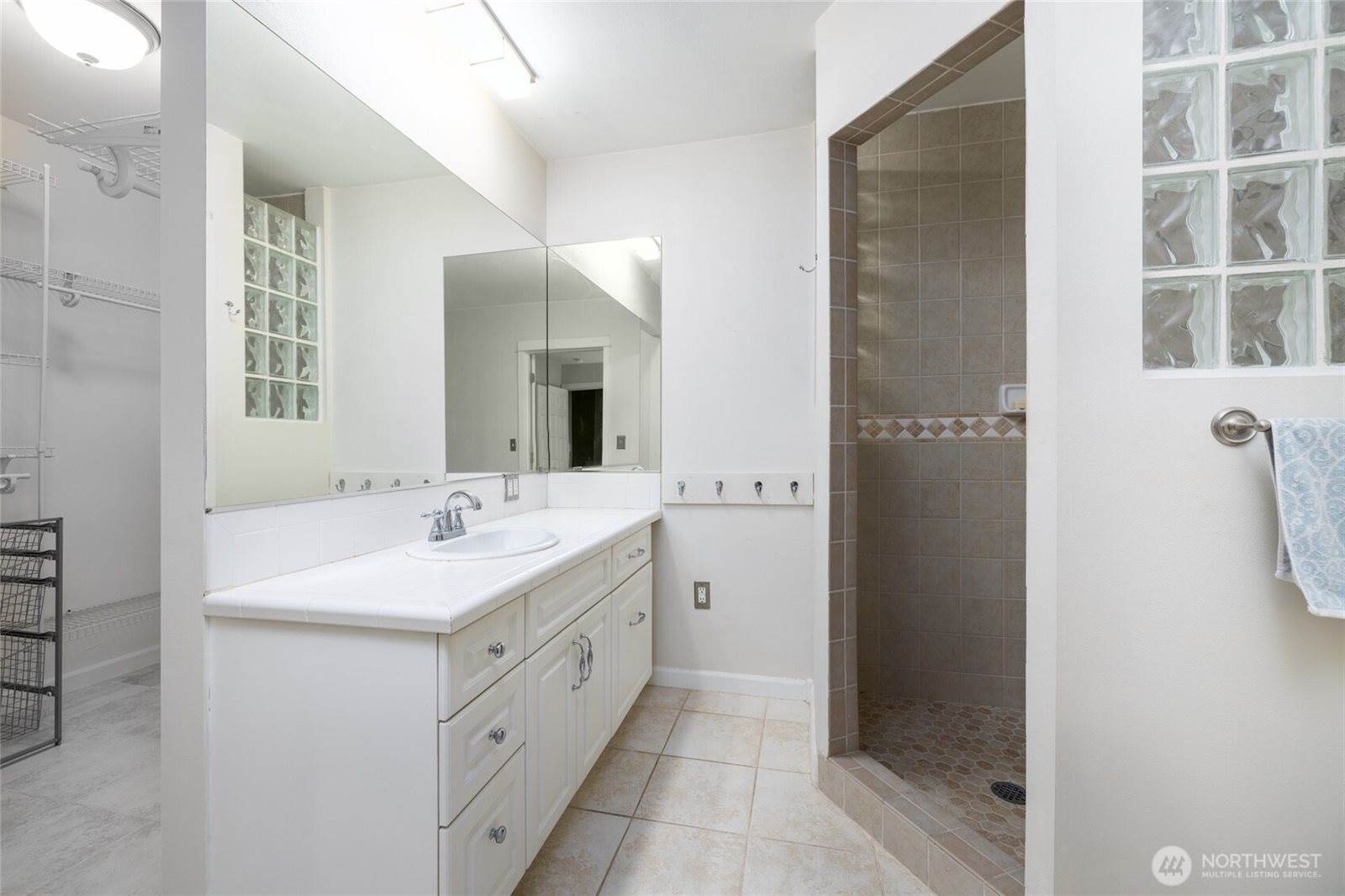 23925 Goldie Lane, Mount Vernon, WA 98273