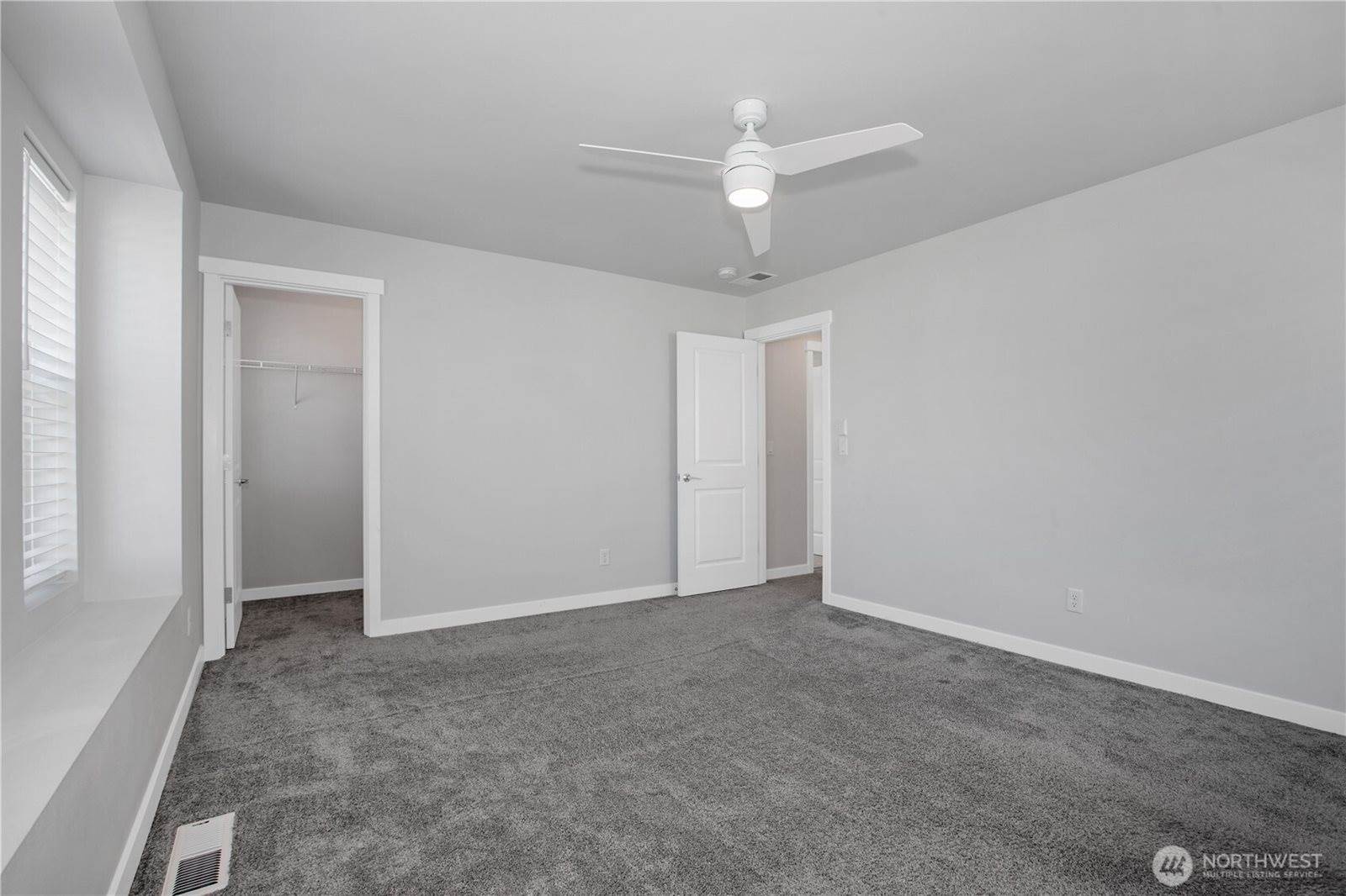 915 Vine Maple Street SE, Lacey, WA 98503