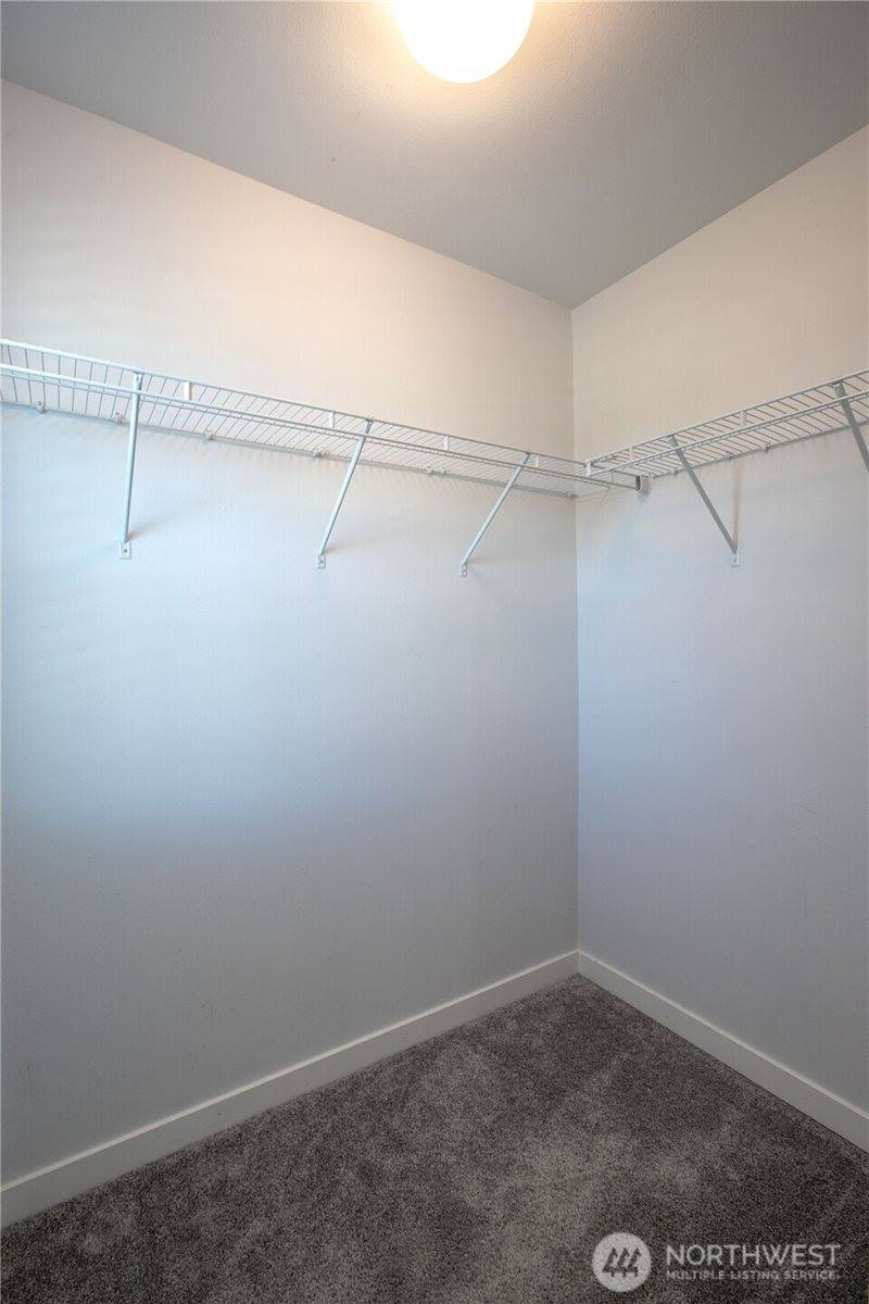 915 Vine Maple Street SE, Lacey, WA 98503