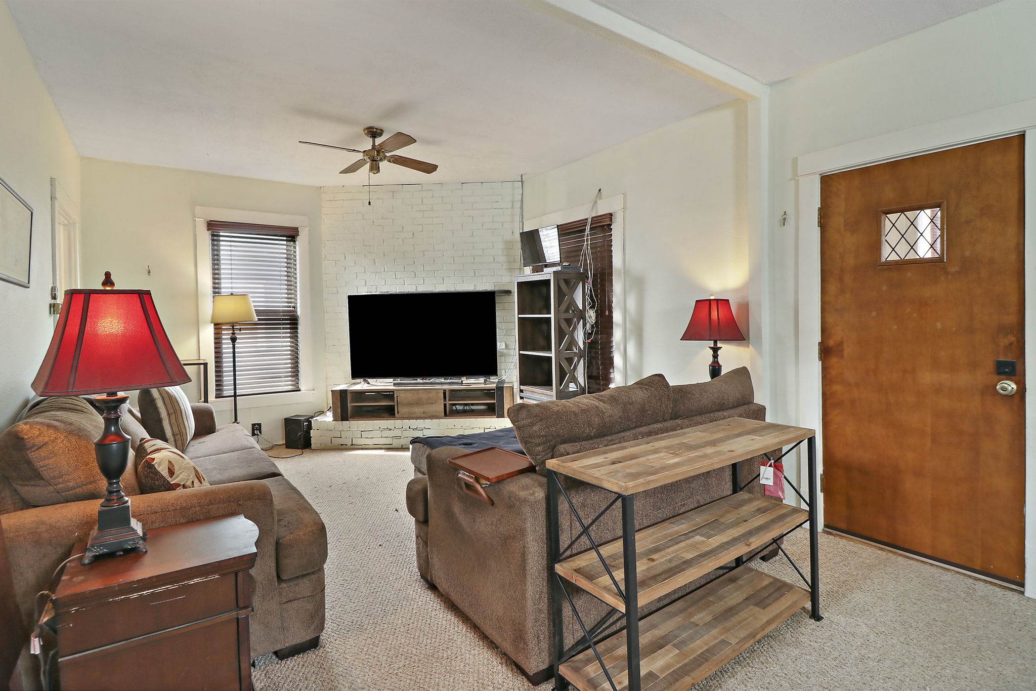 437 Harvey Dr, Racine, WI 53405